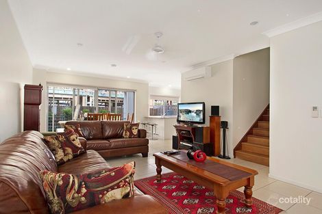 Property photo of 16/26 Careel Close Helensvale QLD 4212