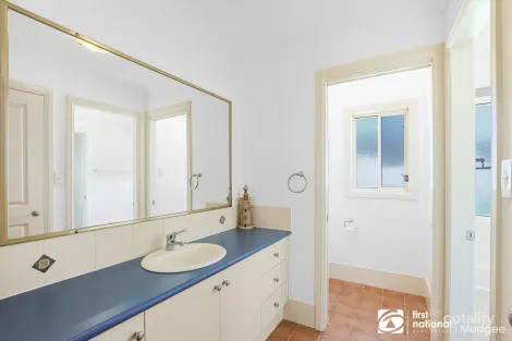 Property photo of 15 Woodside Close Mudgee NSW 2850