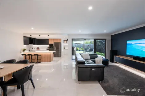 Property photo of 10 Aitken Street Kearneys Spring QLD 4350