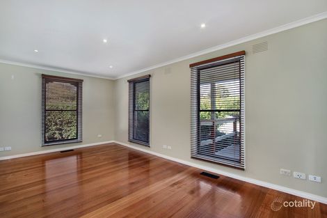 Property photo of 1 Corrong Crescent Mooroolbark VIC 3138