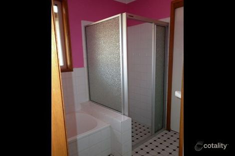 Property photo of 75 Knoke Avenue Gordon ACT 2906