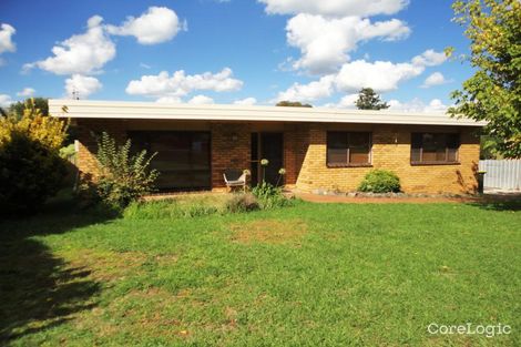 12 Cowper St, Young, NSW 2594