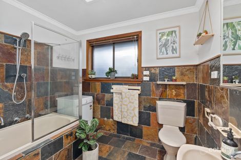 Property photo of 25 Cooper Avenue Glen Waverley VIC 3150