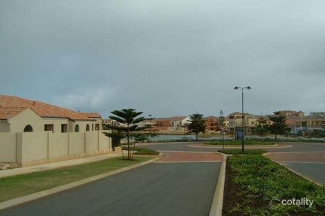 Property photo of 4 Northport Boulevard Wannanup WA 6210