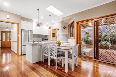 Property photo of 6 Woodview Place Knoxfield VIC 3180