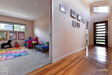 Property photo of 15 Kilkenny Rise Doreen VIC 3754