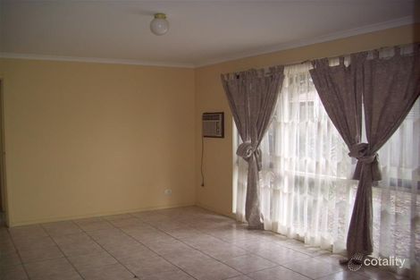 Property photo of 1/118 Fleetwood Drive Narre Warren VIC 3805