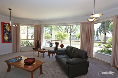 Property photo of 105 Tweeddale Road Applecross WA 6153