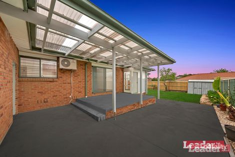 Property photo of 28 Temby Close Endeavour Hills VIC 3802