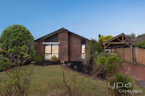 Property photo of 14 Earling Close Wyndham Vale VIC 3024