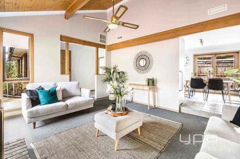 Property photo of 14 Earling Close Wyndham Vale VIC 3024