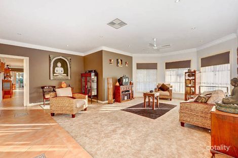 Property photo of 13 Pinecone Court Werribee VIC 3030