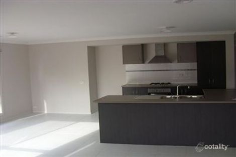 Property photo of 174 Linsell Boulevard Cranbourne East VIC 3977