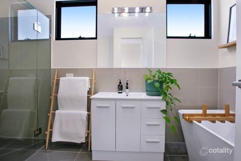 Property photo of 1/170 Spring Street Reservoir VIC 3073