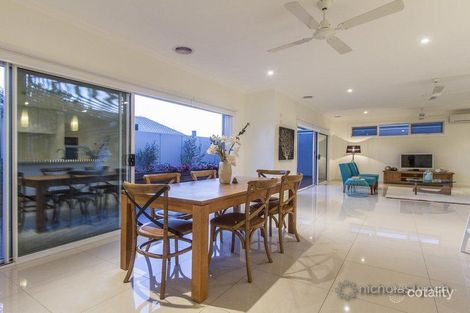 Property photo of 2/14 Coonara Avenue Mount Eliza VIC 3930