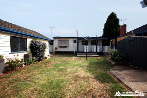 Property photo of 4 Williamson Street Drouin VIC 3818