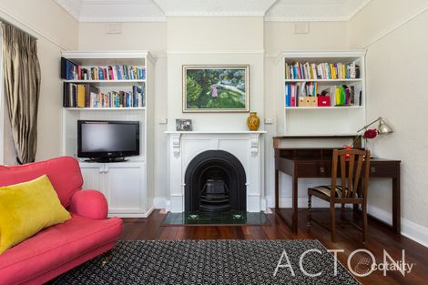 Property photo of 32 Kalgoorlie Street Mount Hawthorn WA 6016