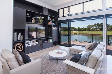 Property photo of 7649 Fairway Boulevard Hope Island QLD 4212