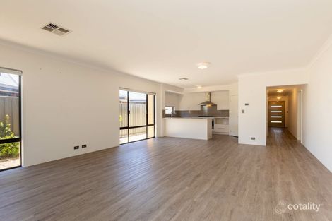Property photo of 15 Aventurine Road Treeby WA 6164
