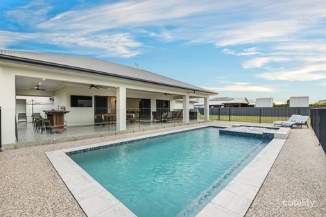 Property photo of 22 Gundabluey Crescent Mount Low QLD 4818