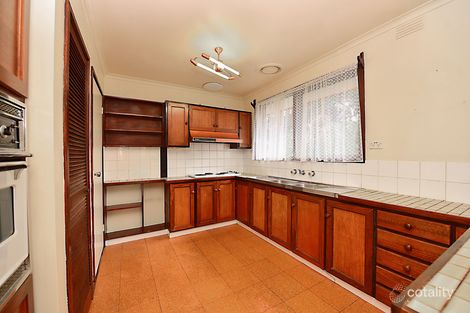 Property photo of 41 Bundeena Avenue Keysborough VIC 3173