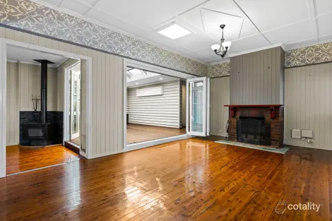 Property photo of 1A Curzon Street Mount Lofty QLD 4350