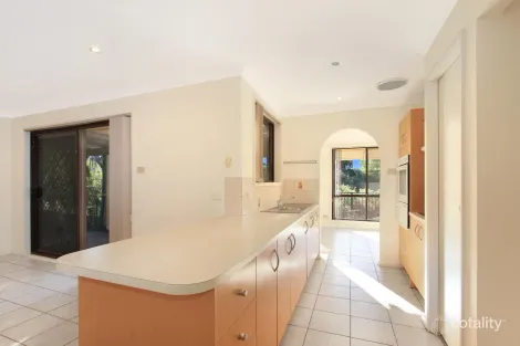 Property photo of 37 Plumwood Crescent Cordeaux Heights NSW 2526