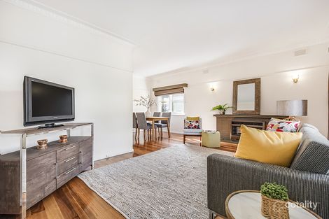 Property photo of 10 Cleve Grove Heidelberg VIC 3084