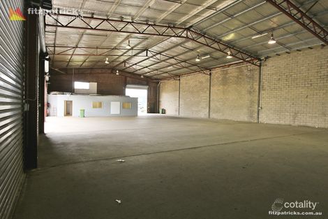 Property photo of 4 Rabaul Place Ashmont NSW 2650