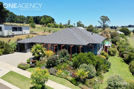 Property photo of 15 Warne Close Nilma VIC 3821