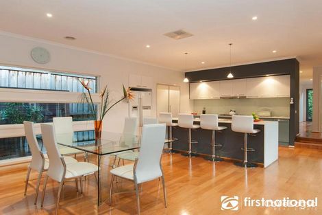 Property photo of 2 Bron-Y-Aur Close Berwick VIC 3806