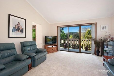 Property photo of 18 Crawford Crescent Wyoming NSW 2250