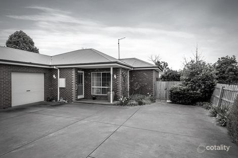 2/22 Howey St, Gisborne, VIC 3437