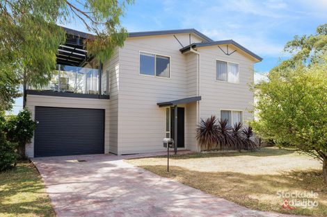 18 Caroline Ave, Cowes, VIC 3922