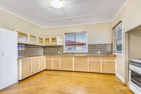 Property photo of 26 Monash Street Newtown QLD 4350