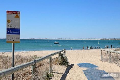 47a Peter St, Halls Head, WA 6210