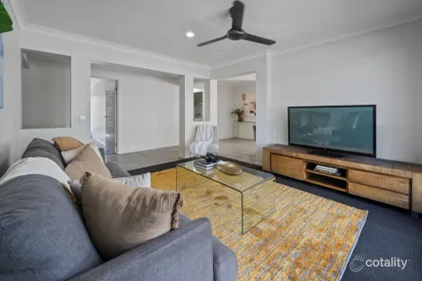 Property photo of 63 Whitehaven Drive Blacks Beach QLD 4740