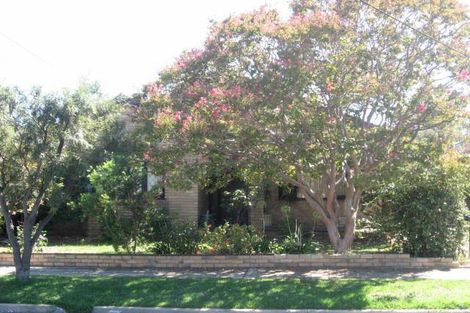 74 Woolton Ave, Thornbury, VIC 3071