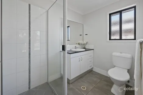 Property photo of 63 Whitehaven Drive Blacks Beach QLD 4740