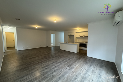 Property photo of 2 Shirley Court Point Cook VIC 3030
