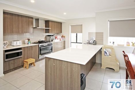 Property photo of 4 Fiorelli Boulevard Cranbourne East VIC 3977