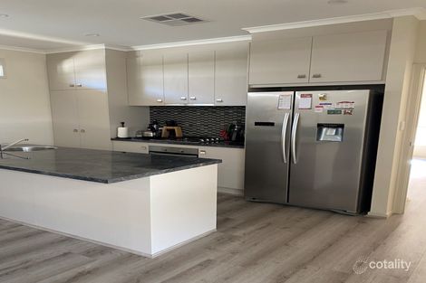 Property photo of 37 Fairbrother Circuit Nuriootpa SA 5355