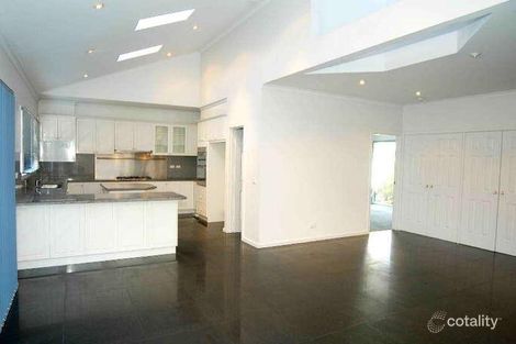 Property photo of 4 Caruana Drive Dingley Village VIC 3172
