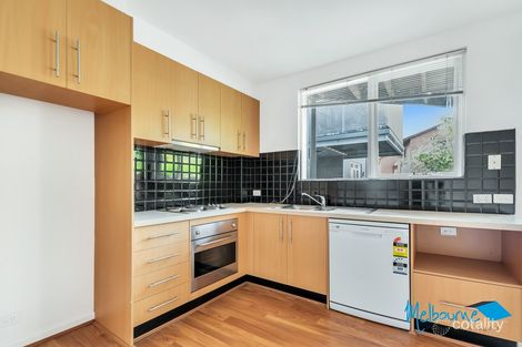 Property photo of 1/233 Cotham Road Kew VIC 3101