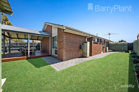 Property photo of 13 Trent Close Werribee VIC 3030