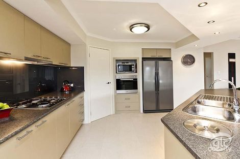 Property photo of 15 Tangier Parkway Port Kennedy WA 6172