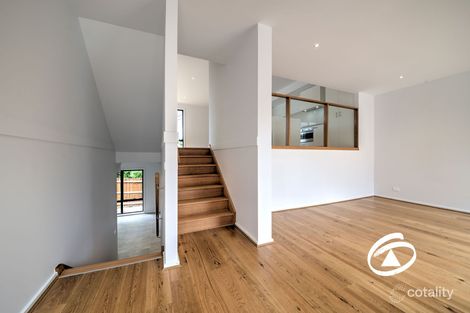 Property photo of 39 Willowdene Way Berwick VIC 3806