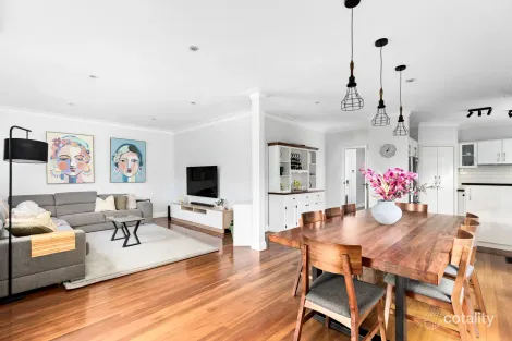 Property photo of 27 Stanford Close Fawkner VIC 3060