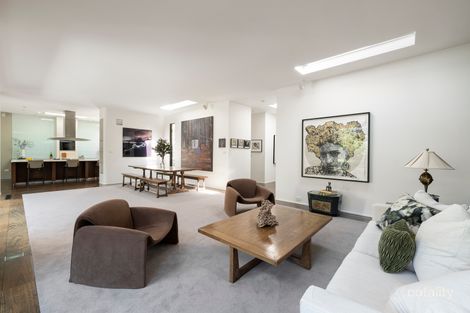 Property photo of 10 Raven Street Kew VIC 3101