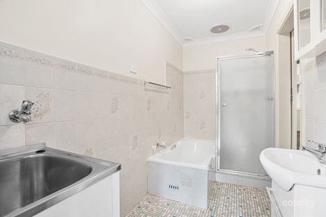 Property photo of 2/5 Poulter Street West Wollongong NSW 2500